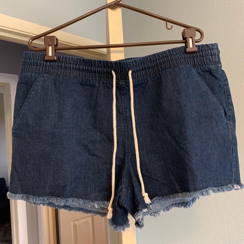 Women’s shorts